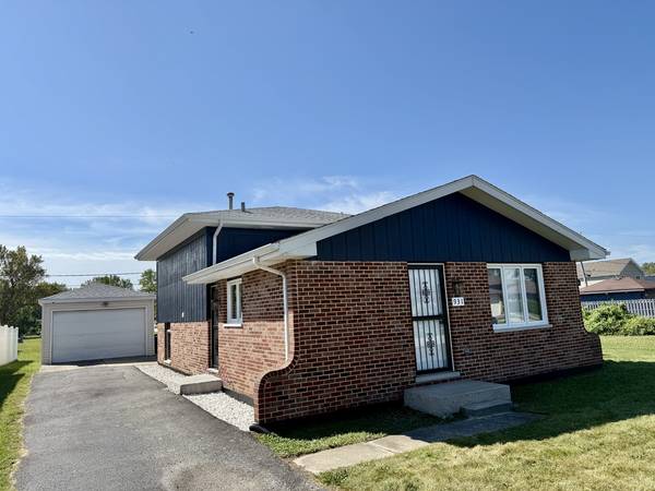 931 Miller PL, Phoenix, IL 60426