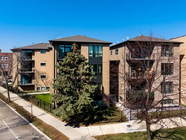 7428 N Rogers AVE #1W, Chicago, IL 60626