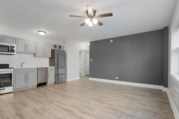 7710 N Sheridan RD #506, Chicago, IL 60626