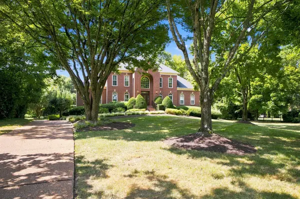 9180 Brushboro Ct, Brentwood, TN 37027