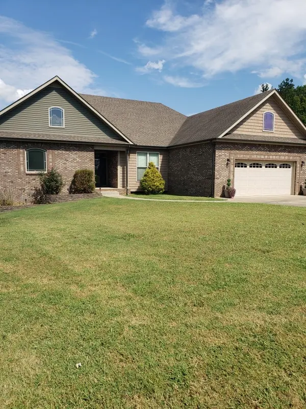 814 Iron Wood Cir, Clarksville, TN 37043