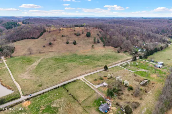 1 N Nopone Valley Rd, Decatur, TN 37322