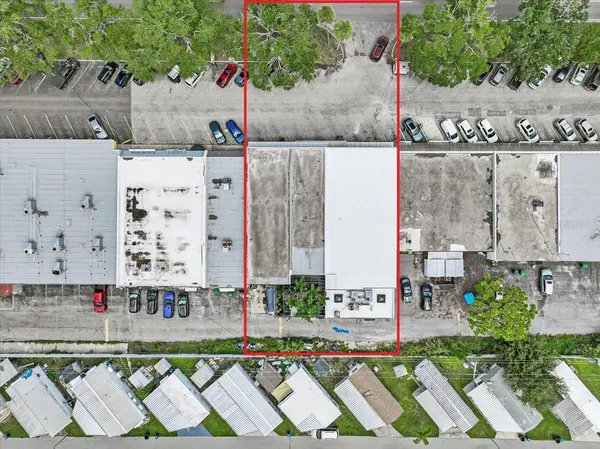 2160 GULF GATE DR, Sarasota, FL 34231