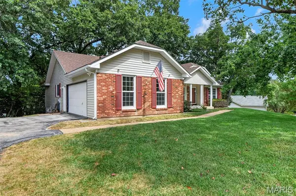 2432 Evergreen Forest CT, Wildwood, MO 63011