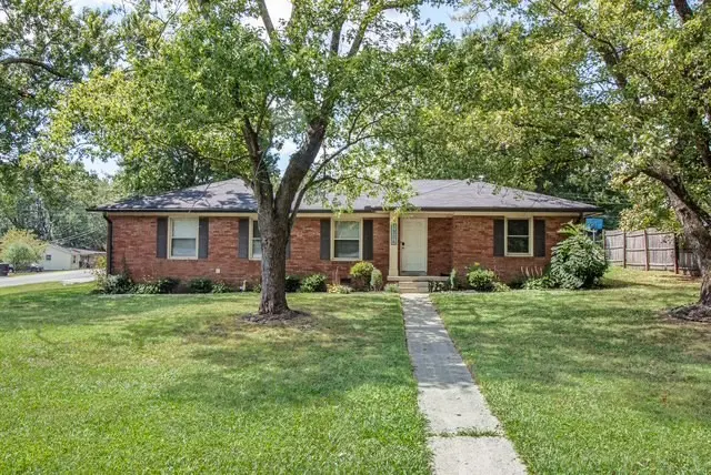 1306 Old Estill Springs Rd, Tullahoma, TN 37388