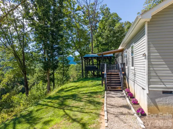 Address not disclosed, Waynesville, NC 28786