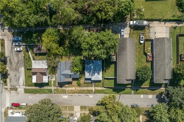 2718 Mary ST, St Joseph, MO 64507