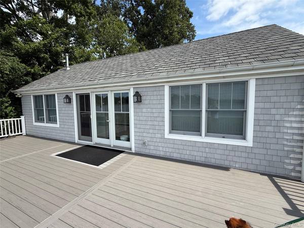 169 E Shore RD, Halesite, NY 11743
