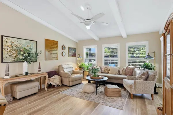 3828 EASTON ST, Sarasota, FL 34238