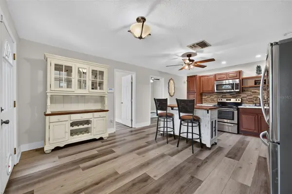 20963 E COLONIAL DR, Christmas, FL 32709