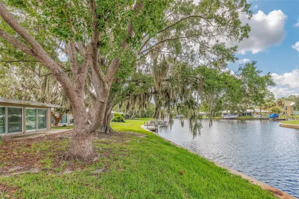 11261 W BAYSHORE DR #82, Crystal River, FL 34429
