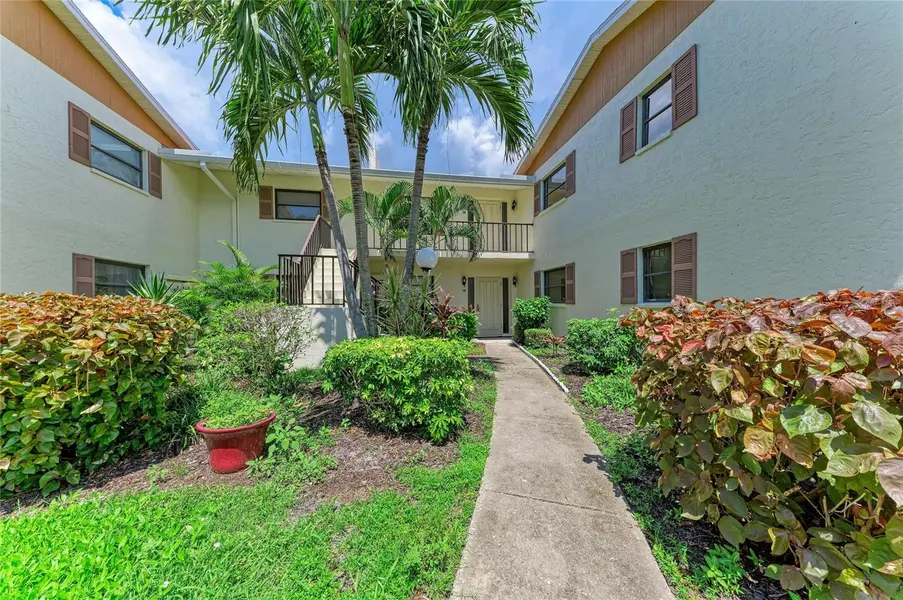 5400 34TH ST W #H1, Bradenton, FL 34210