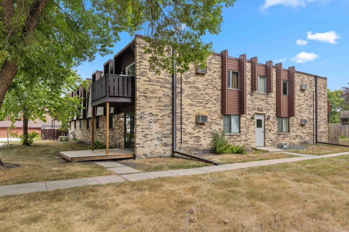 801 32 AVE N #Unit A-101, Fargo, ND 58102
