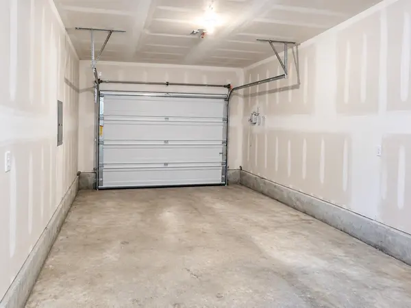 472 Marty Allen LOOP, Jarrell, TX 76537