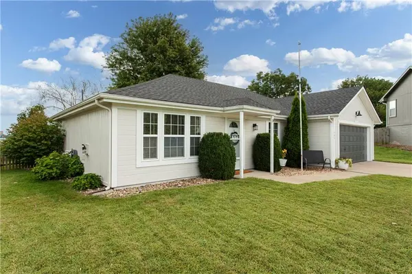 500 BIRCH ST, Peculiar, MO 64078
