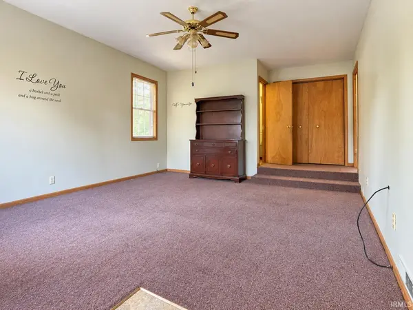 601 W Alice ST, Kouts, IN 46347