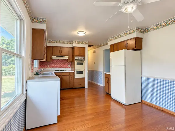 601 W Alice ST, Kouts, IN 46347