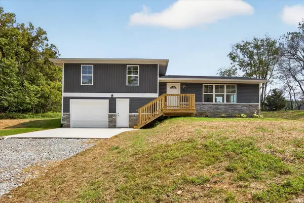 8803 S Rockport RD, Springville, IN 47462-8403