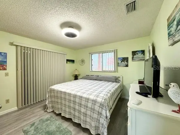 6504 TURTLEMOUND RD, New Smyrna Beach, FL 32169