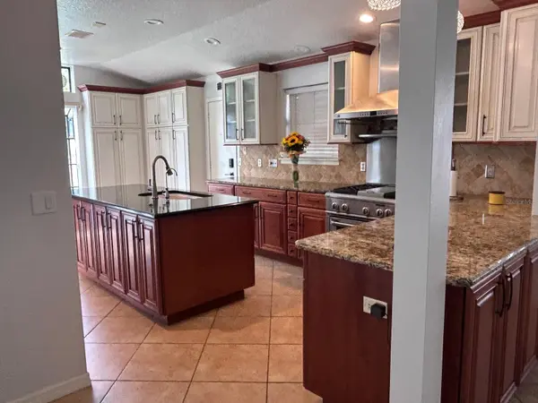 1055 HOLDEN AVE, Orlando, FL 32839