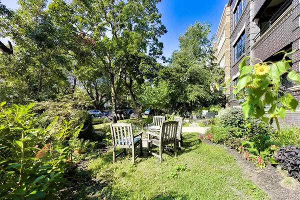 1126 W Morse ST #2W, Chicago, IL 60626