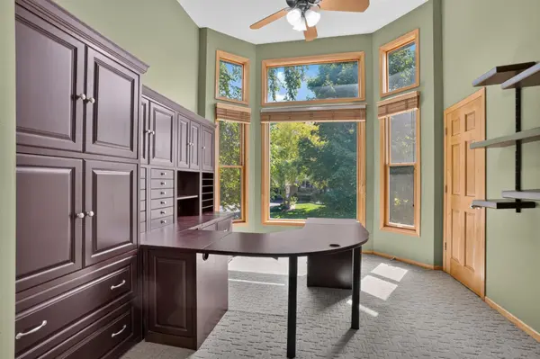 18897 Explorer TRL, Eden Prairie, MN 55347
