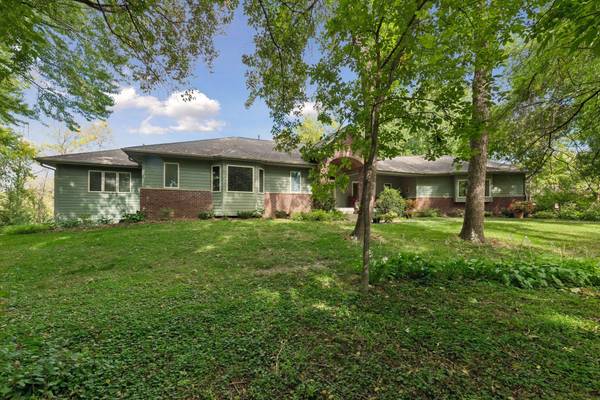 6600 Woodedge RD, Minnetrista, MN 55364