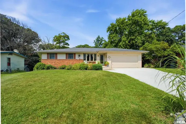 325 INDIAN CIR, East Peoria, IL 61611
