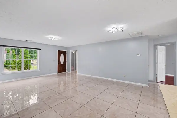 810 Keith Dr, La Vergne, TN 37086