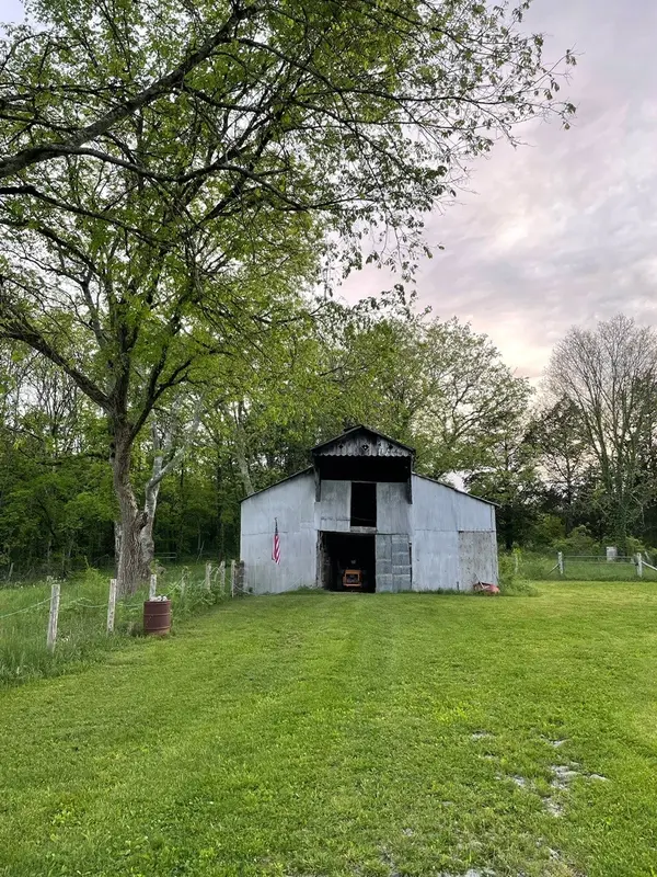 626 Murray Kittrell Rd, Readyville, TN 37149