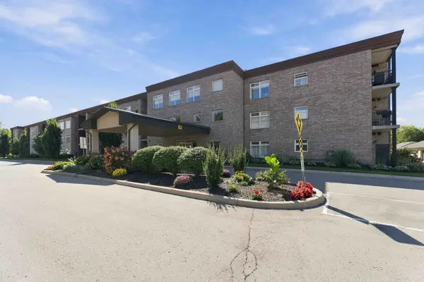 4644 PETTIT AVE #312, Niagara Falls, ON L2E 0B4