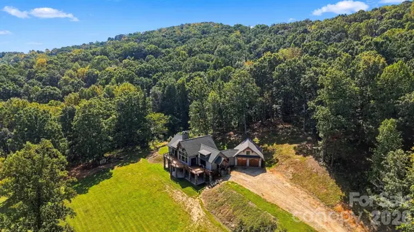 135 Chetola RDG, Taylorsville, NC 28681