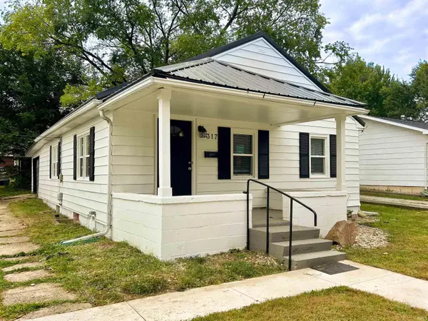 317 W Smith ST, Warsaw, IN 46580