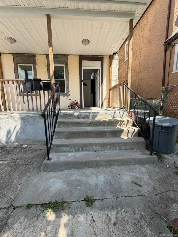 535 S 8th AVE, Mount Vernon, NY 10550