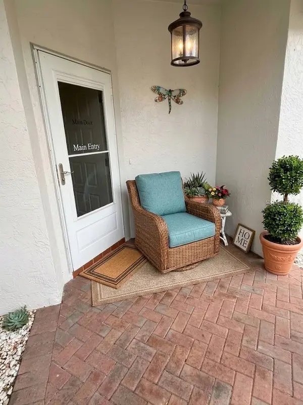 645 MCDANIEL ST #645, Sun City Center, FL 33573