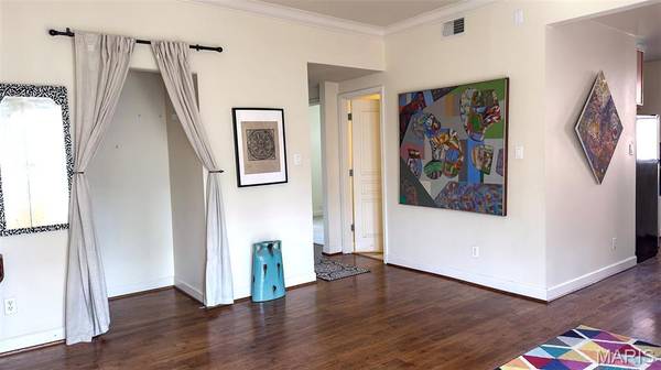 5677 Waterman #32, St Louis, MO 63112