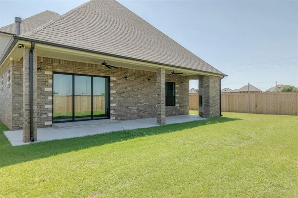 19325 S Country DR, Edmond, OK 73012
