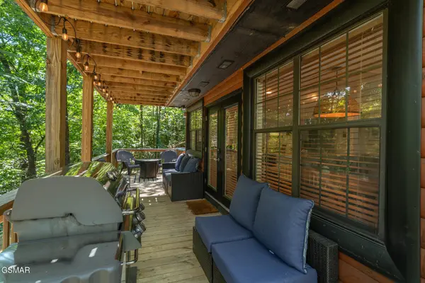 459 Sugar Mtn Way, Pigeon Forge, TN 37863