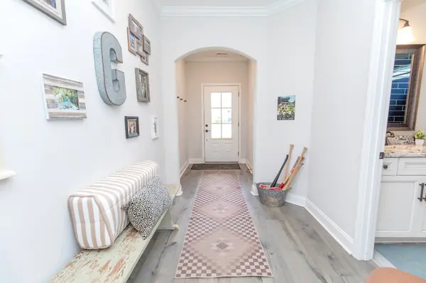 886 Cherry Grove Dr, Hendersonville, TN 37075