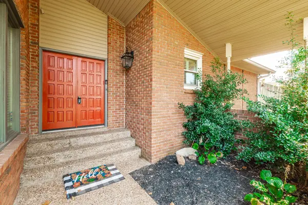 321 Douglas Bend Rd, Gallatin, TN 37066