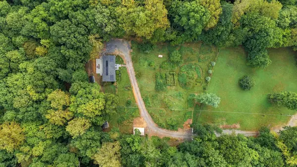 1656 Dove Ln, Springfield, TN 37172