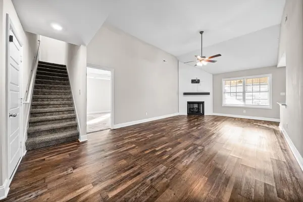 247 Dugger Dr, Clarksville, TN 37042