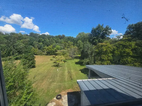 208 Westwood Dr, Mcminnville, TN 37110