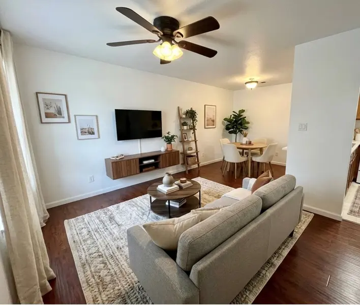 1705 Crossing PL #132C, Austin, TX 78741