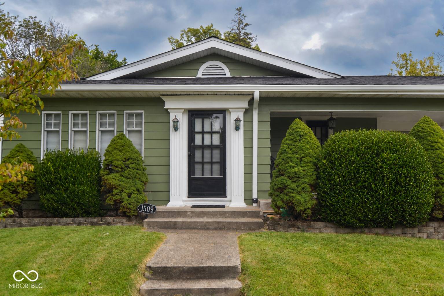 1509 N Bosart AVE, Indianapolis, IN 46201