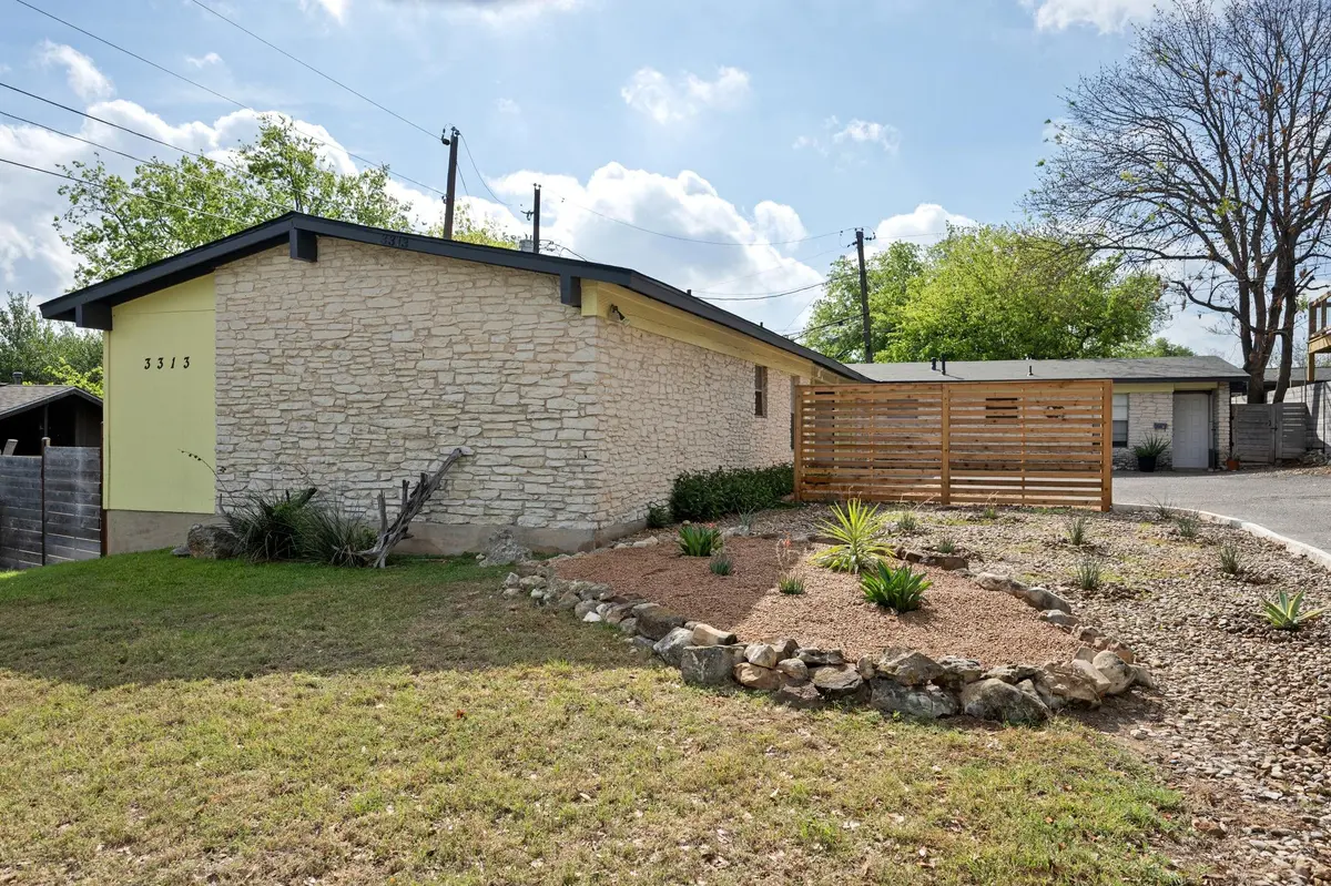3313 S Oak DR, Austin, TX 78704
