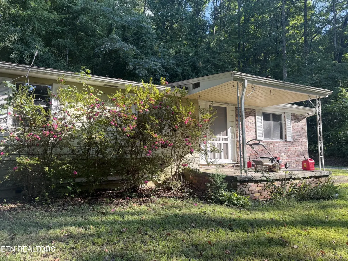 2832 Rifle Range Drive, Knoxville, TN 37918