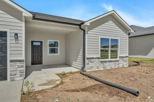 2436 Jaeger DR, Junction City, KS 66441
