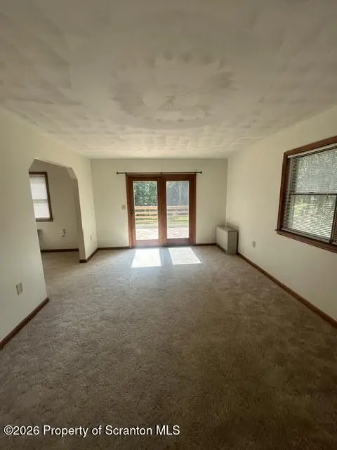 621 Shady Lane RD, South Abington Twp, PA 18411