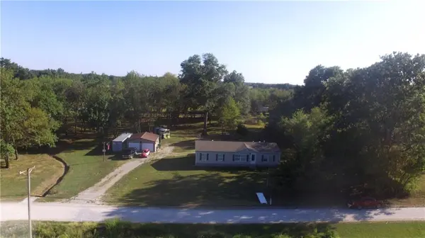 553 NW 7th RD, Lamar, MO 64759